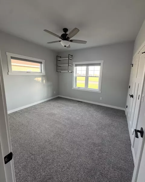 Bedroom - 307 Prairie St, Fall River, WI 53932 photo 5 of 6