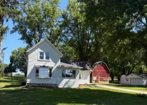 3032 Siggelkow Rd, Mcfarland, WI 53558