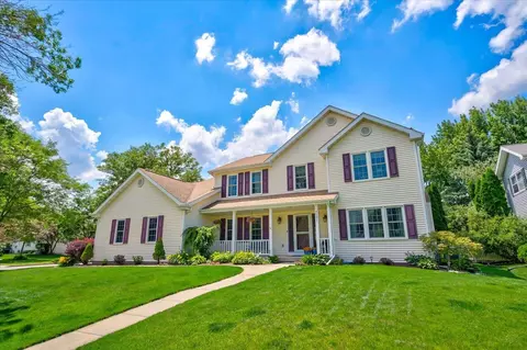 7101 Countrywood Ln, Madison, WI 53719