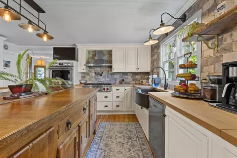 Kitchen - n4185 Prairie Road, Ripon, WI 54971 photo 4 of 4