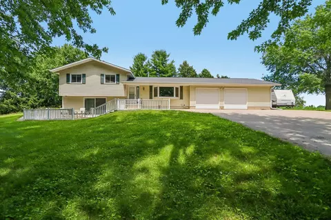 w8560 Hemlock Road, Beaver Dam, WI 53916
