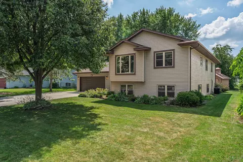 605 Cedar St, Sauk City, WI 53583