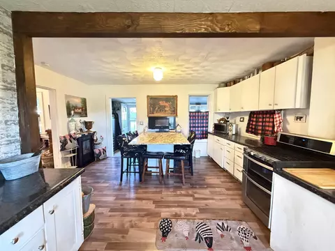 Kitchen - 1009 W 3rd Ave, Brodhead, WI 53520 photo 3 of 6