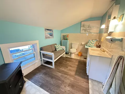Bath - 1009 W 3rd Ave, Brodhead, WI 53520 photo 3 of 3