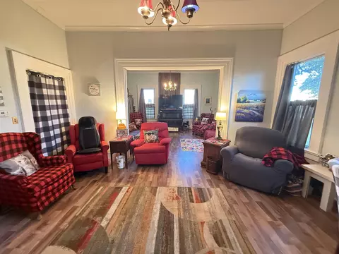 Living - 1009 W 3rd Ave, Brodhead, WI 53520 photo 2 of 5