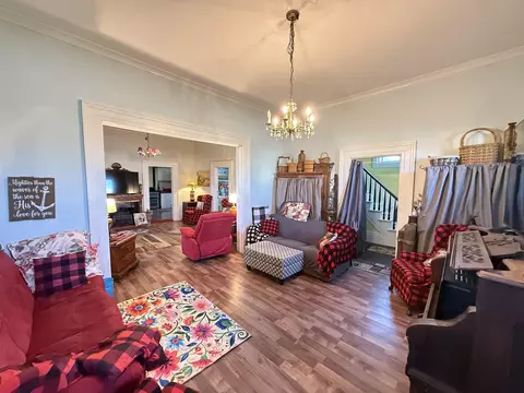 Living - 1009 W 3rd Ave, Brodhead, WI 53520 photo 3 of 5
