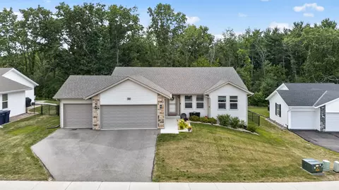 3305 Emerald Dr, Janesville, WI 53546