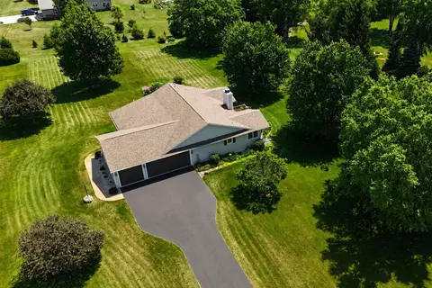 4195 S Satinwood Dr, Beloit, WI 53511