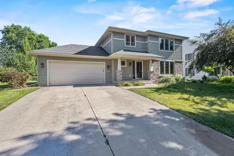 5224 Nannyberry Dr, Fitchburg, WI 53711