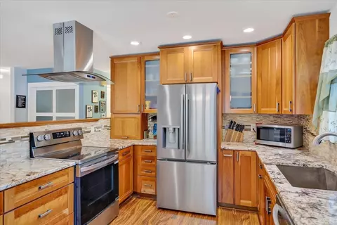 Kitchen - 285 Walnut St, Oregon, WI 53575 photo 5 of 6