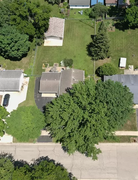 View/Area - 285 Walnut St, Oregon, WI 53575 photo 3 of 3