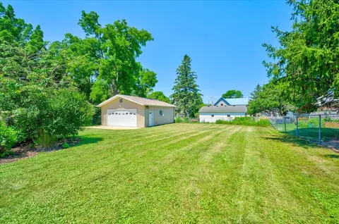 Exterior - 285 Walnut St, Oregon, WI 53575 photo 2 of 19