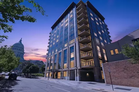 100 Wisconsin Ave #805, Madison, WI 53703