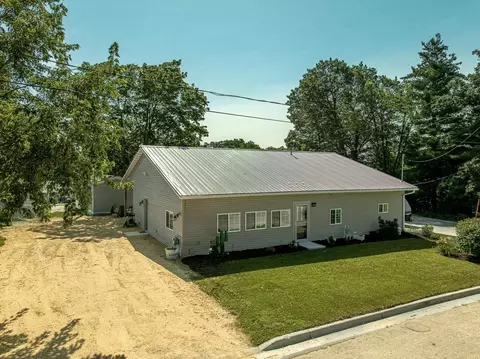 102 Union St, Albany, WI 53502
