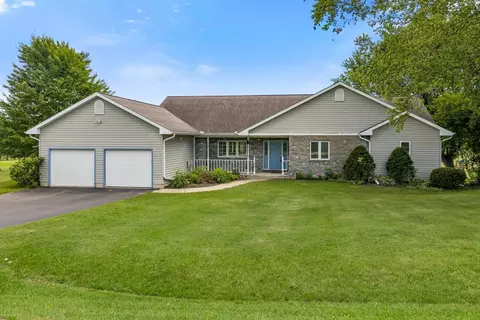 e7179b East Reedsburg Road, Reedsburg, WI 53959