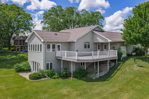 e7179b East Reedsburg Road, Reedsburg, WI 53959