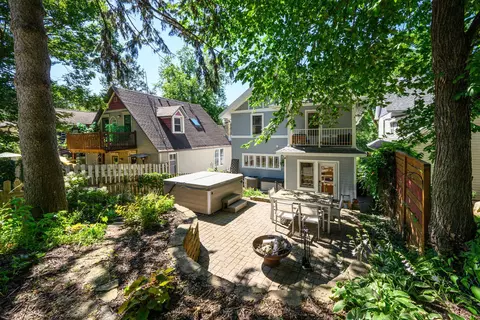 Exterior - 1233 E Johnson St, Madison, WI 53703 photo 18 of 22