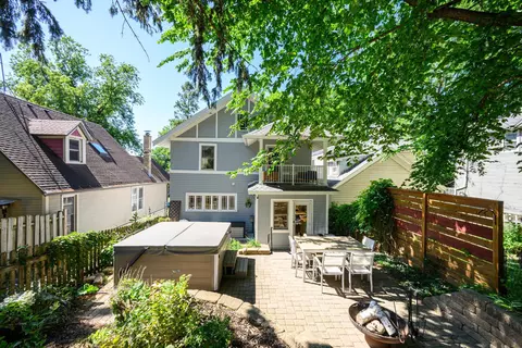 Exterior - 1233 E Johnson St, Madison, WI 53703 photo 2 of 22