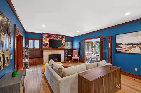 Living - 1233 E Johnson St, Madison, WI 53703 photo 1 of 9