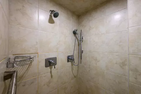 Bath - 1233 E Johnson St, Madison, WI 53703 photo 7 of 7