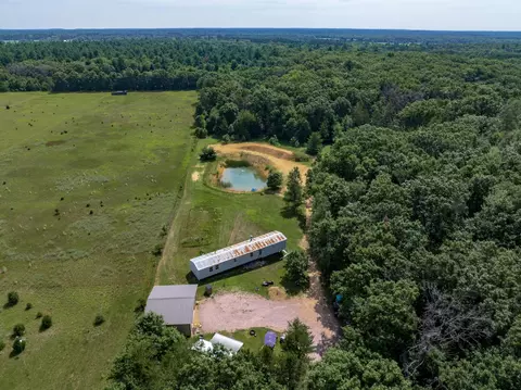 n2610 County Road Hh, Lyndon Station, WI 53944