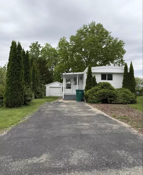 766 Northern Ct, Stoughton, WI 53589