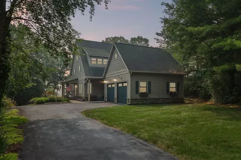 s8312 Inspiration Drive, Merrimac, WI 53561