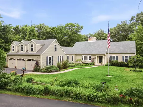 n6641 Woodfield Lane, Lake Mills, WI 53551