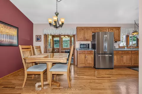Dining - 1801 Rangeline Rd, Eagle River, WI 54521 photo 2 of 4