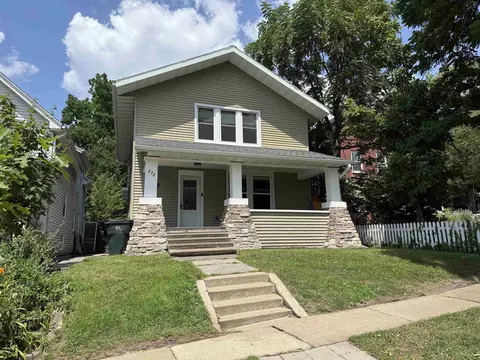 272 E Union St, Richland Center, WI 53581