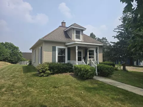 714 Ridge St, Mineral Point, WI 53565