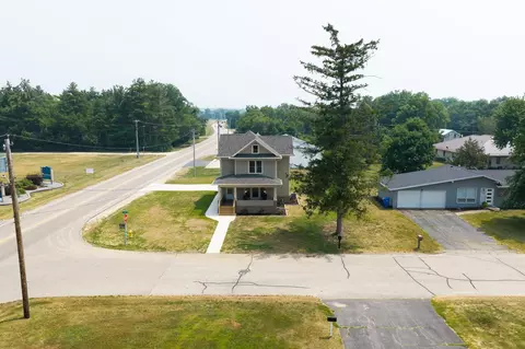 View/Area - 102 E 3rd Ave, Brodhead, WI 53520 photo 1 of 7