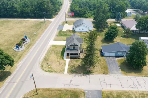 View/Area - 102 E 3rd Ave, Brodhead, WI 53520 photo 3 of 7