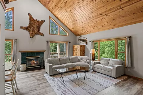 Living - s182 Wisconsin 33, Wonewoc, WI 53968 photo 2 of 4