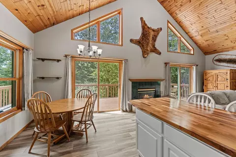 Dining - s182 Wisconsin 33, Wonewoc, WI 53968 photo 1 of 2
