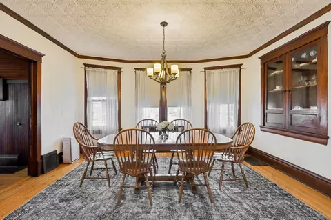 Dining - 201 E 3rd St, Waunakee, WI 53597 photo 2 of 3