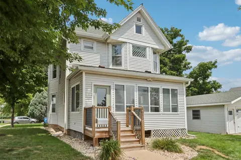 Exterior - 201 E 3rd St, Waunakee, WI 53597 photo 12 of 15