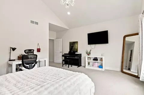 Bedroom - 4830 Breakers Rock Rd, Middleton, WI 53597 photo 8 of 12