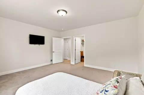 Bedroom - 4830 Breakers Rock Rd, Middleton, WI 53597 photo 10 of 12