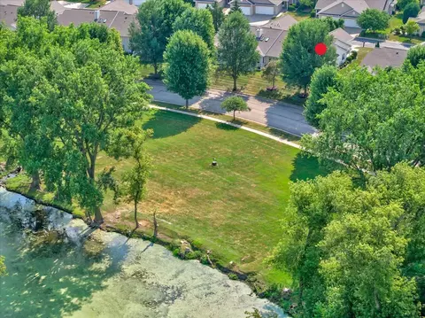 673 Springbrook Cir #65, Deforest, WI 53532 photo 5