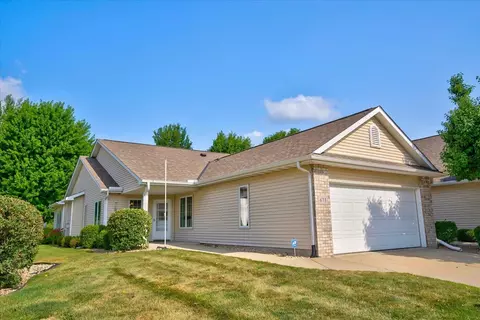 673 Springbrook Cir #65, Deforest, WI 53532 photo 39
