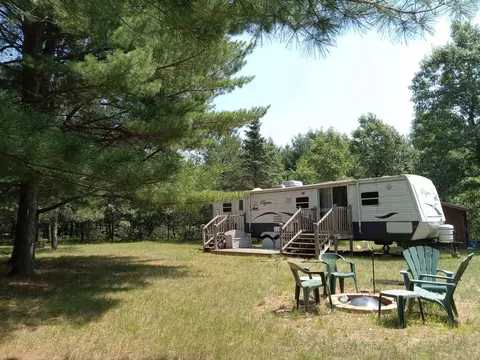 419 Sir Winston Trl, Nekoosa, WI 54457