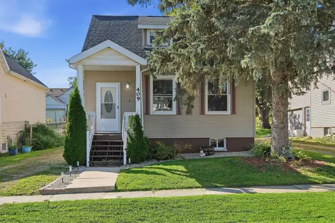 409 4th Ave, New Glarus, WI 53574