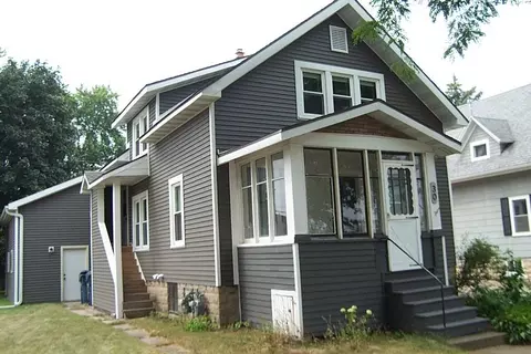 30 W Scott St, Fond Du Lac, WI 54935