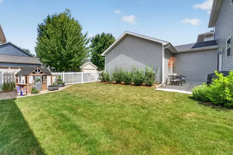 546 Pluto St, Madison, WI 53718 photo 3