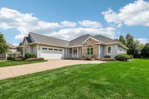1148 Bluebird Trl, Waunakee, WI 53597