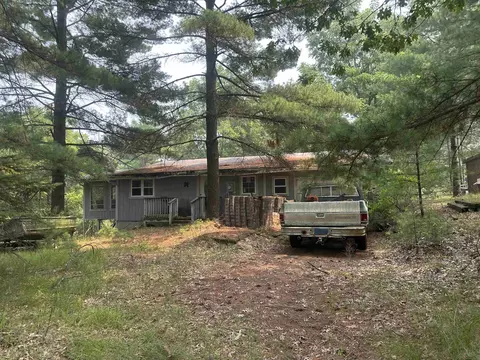 2046 Wood St, Friendship, WI 53934