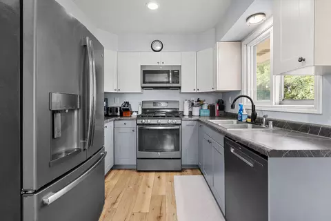 Kitchen - 2019 Mitchell St, Oshkosh, WI 54901 photo 2 of 3
