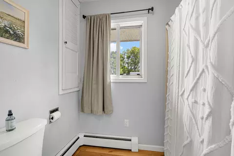 Bath - 2019 Mitchell St, Oshkosh, WI 54901 photo 2 of 3