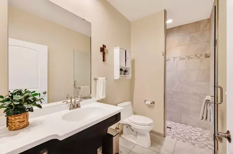 Bath - 4149 Hanover Dr, Deforest, WI 53532 photo 3 of 4